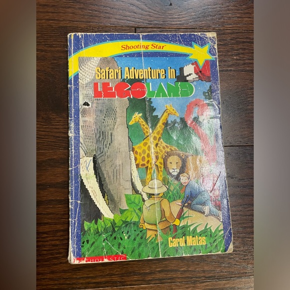2 Paperback Used Book: Adventure in Legoland by Carol Matas - Picture 2 of 9